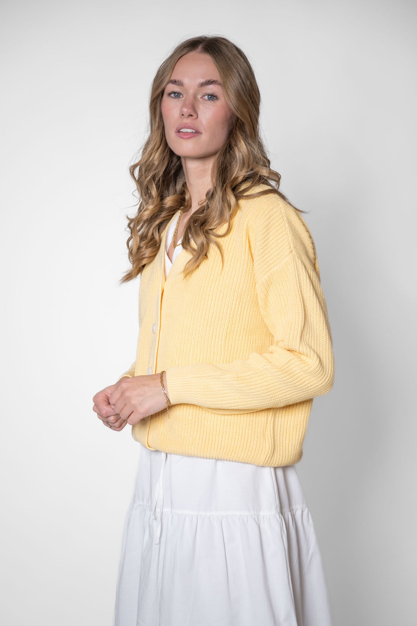 Short cardigan made of organic cotton