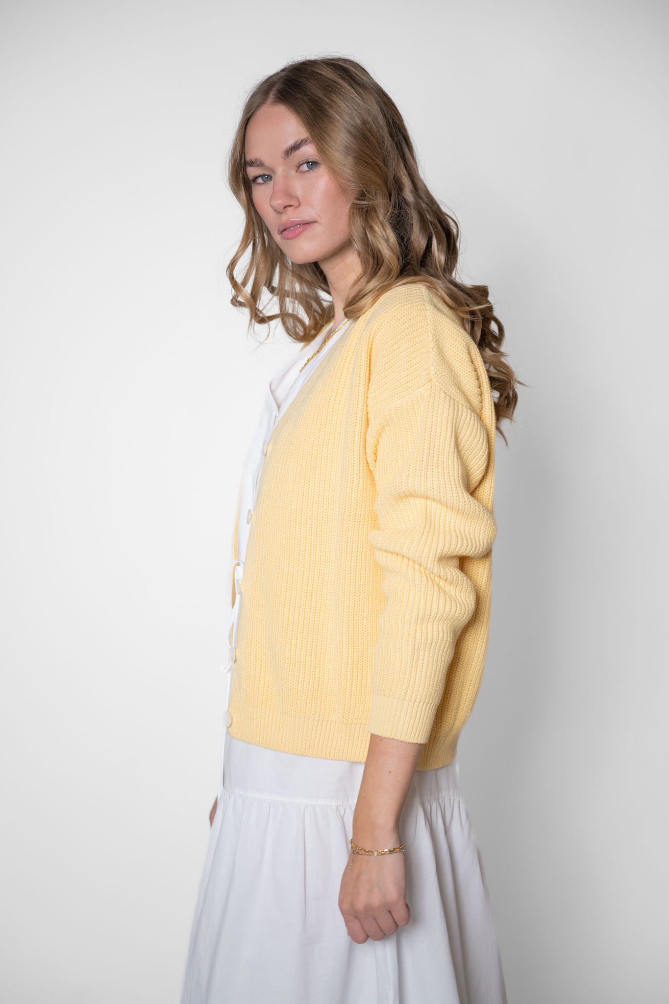 Short cardigan made of organic cotton