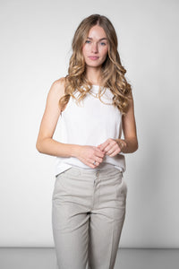 Light top with thin straps white